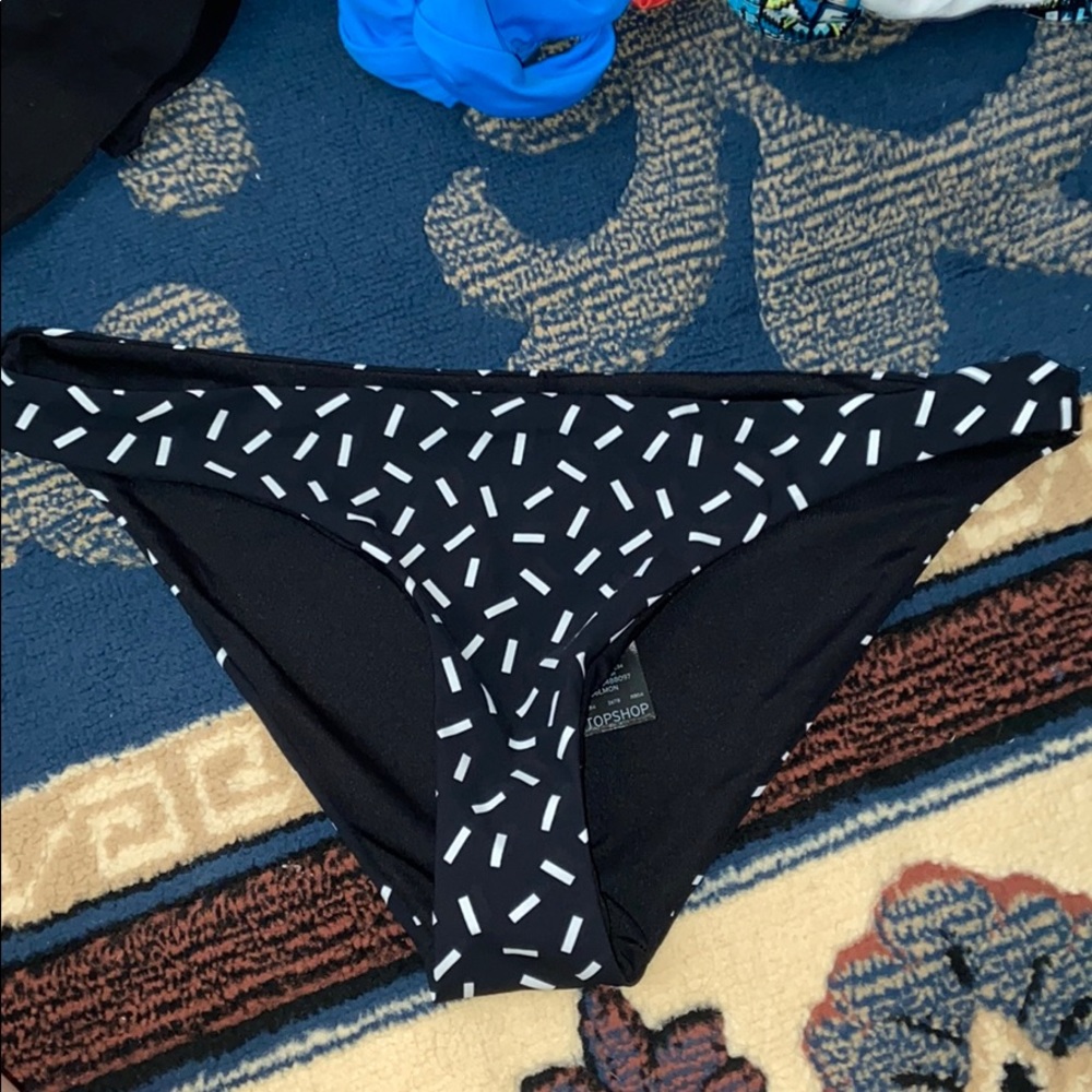 New topshop bikini bottoms size 6